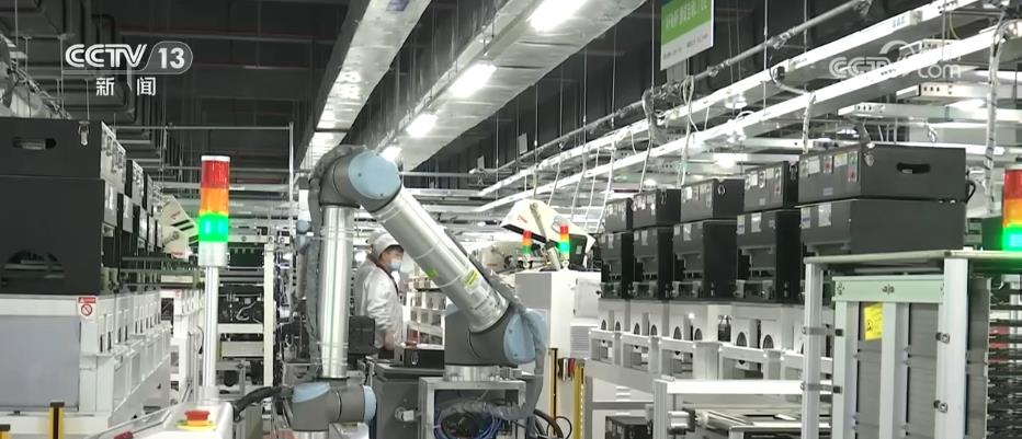 投資結(jié)構(gòu)優(yōu)化引領(lǐng)新基建浪潮 5G、數(shù)據(jù)中心等信息類新型基礎(chǔ)設(shè)施投資增長13.1%的技術(shù)服務(wù)驅(qū)動(dòng)力